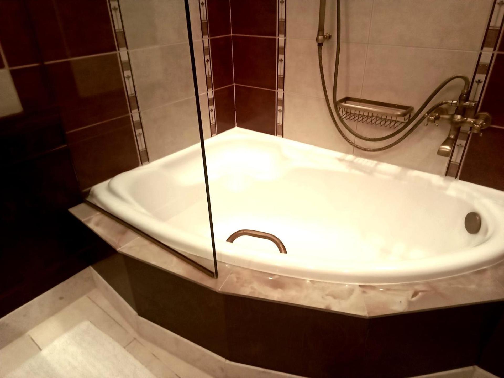 Classic Apartment With Beautiful View Kastoria Bagian luar foto