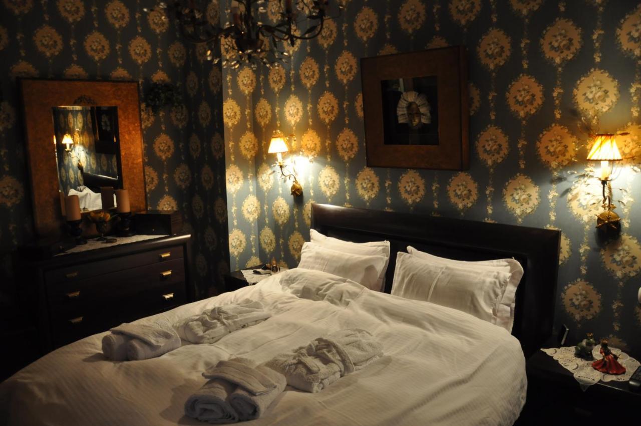 Classic Apartment With Beautiful View Kastoria Bagian luar foto