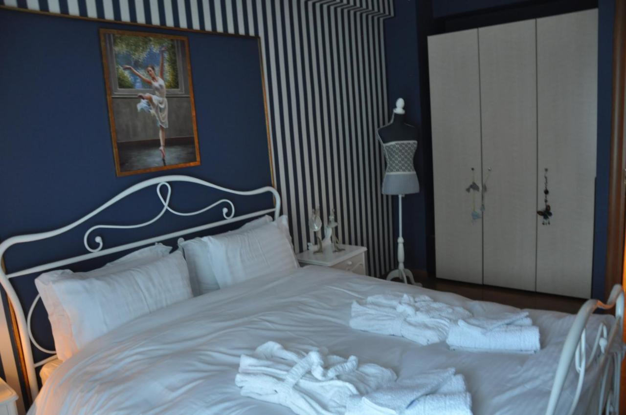 Classic Apartment With Beautiful View Kastoria Bagian luar foto